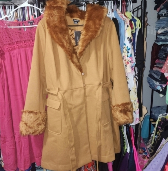 🍁🍂NWT CITY CHIC Make Me Blush Coat - caramel 24 - Picture 3 of 9